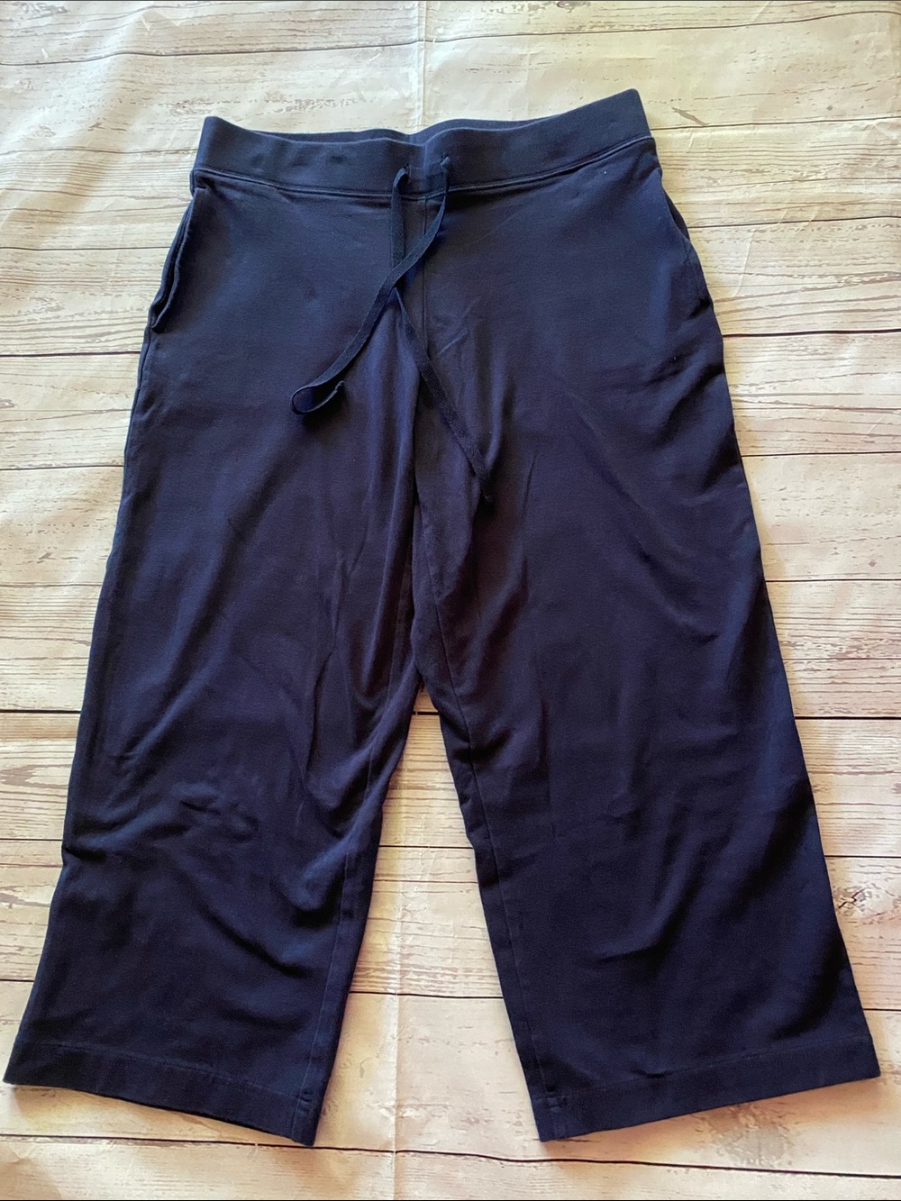 Karen Scott Sport Navy Drawstring Capri Pants